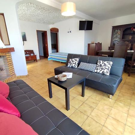 Apartamento V2 Pedro - By Bedzy Albufeira Bagian luar foto